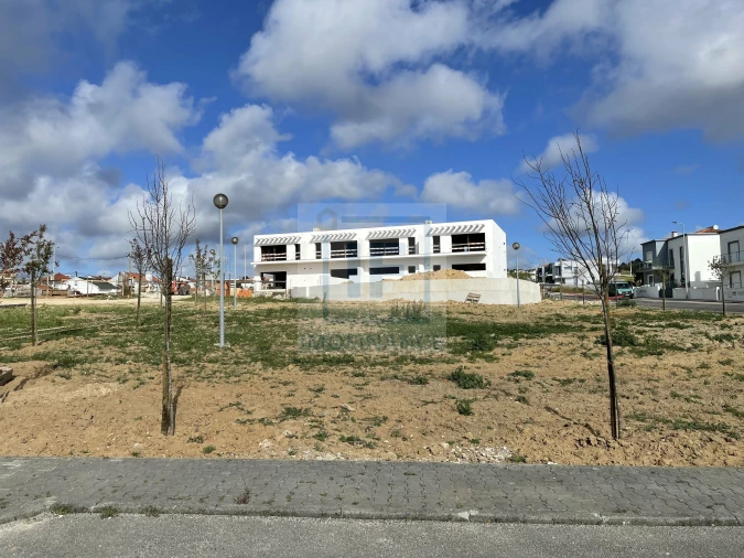 Loja para Venda em Atouguia da Baleia Foto 4