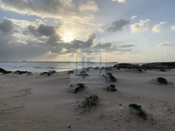 Moradia T4 para Venda em Atouguia da Baleia