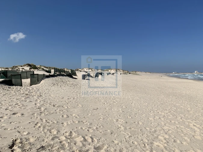 Moradia T4 para Venda em Atouguia da Baleia Foto 16