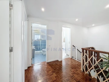 Moradia T6 para Venda em Atouguia da Baleia