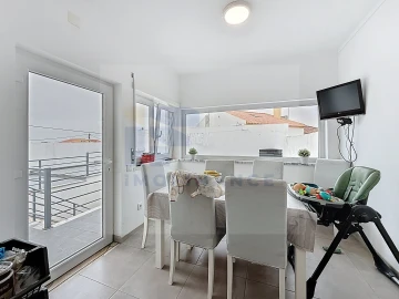 Moradia T6 para Venda em Atouguia da Baleia