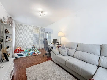 Moradia T6 para Venda em Atouguia da Baleia