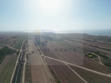 Terreno para Venda em Ferrel