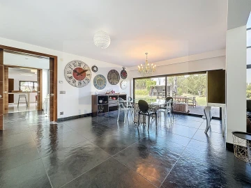 Moradia T7 para Venda em Atouguia da Baleia