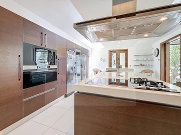 Moradia T7 para Venda em Atouguia da Baleia