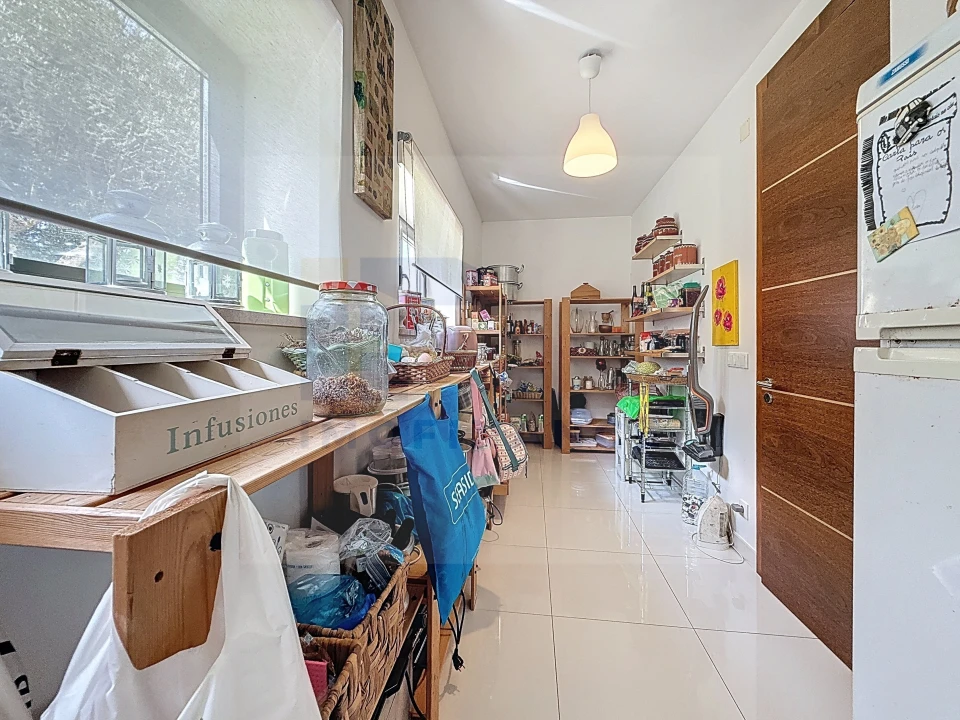 Moradia T7 para Venda em Atouguia da Baleia Foto 17