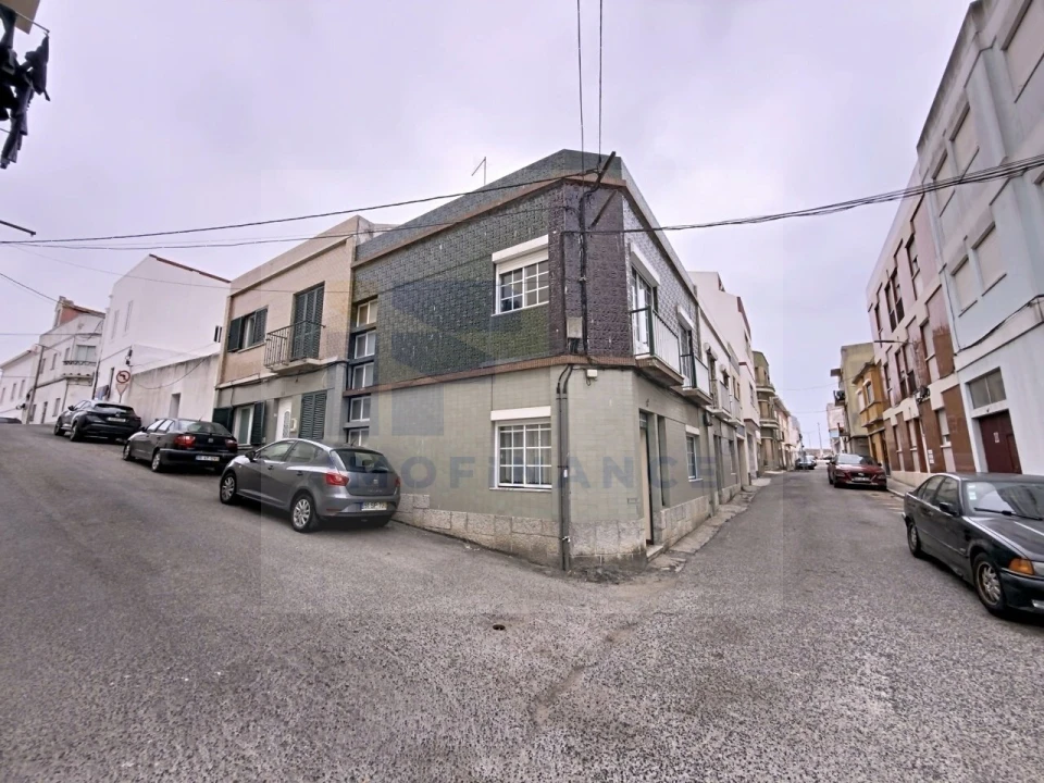 Moradia T3 para Venda em Peniche Foto 2