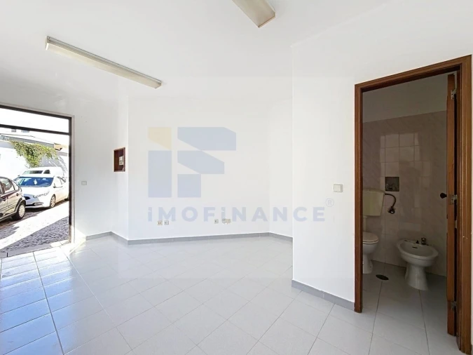 Loja para Venda em Atouguia da Baleia Foto 4