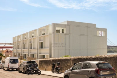 Moradia T5 para Venda em Alcantara