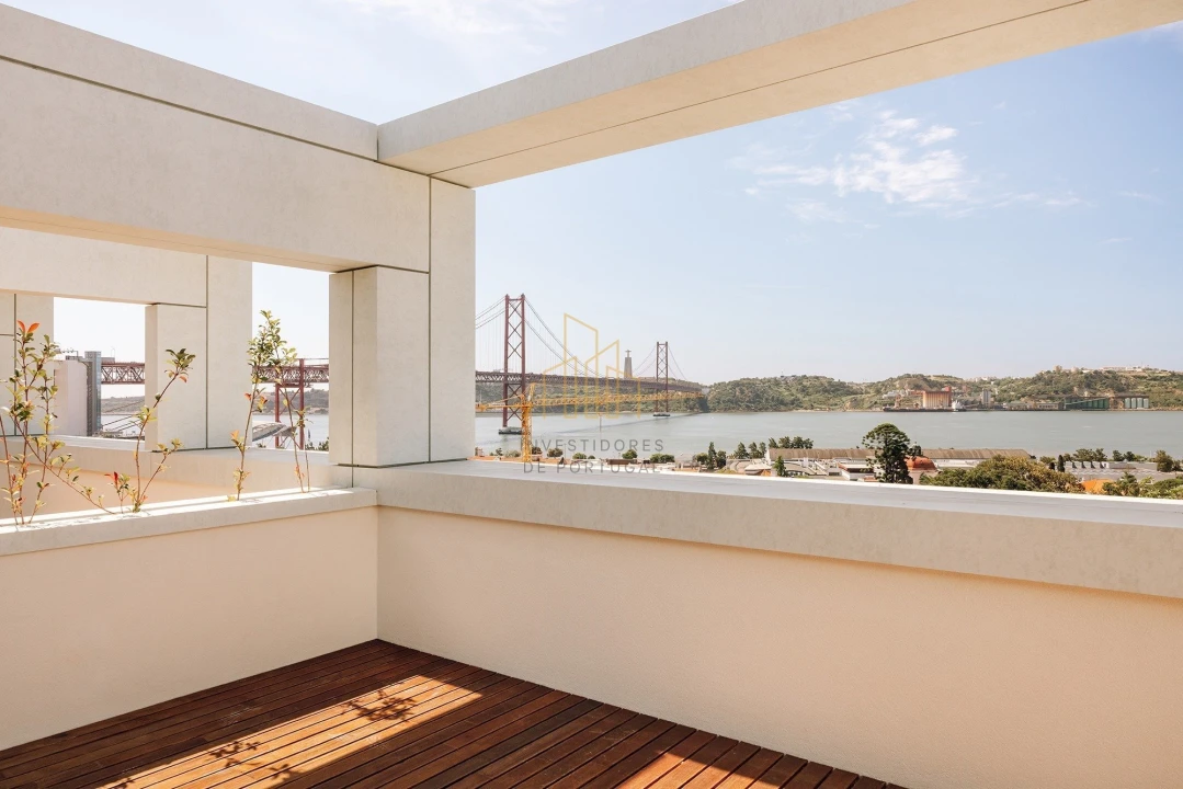 Moradia T5 para Venda em Alcantara Foto 17