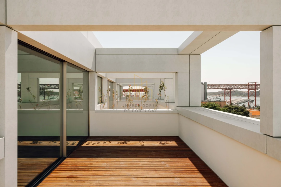 Moradia T5 para Venda em Alcantara Foto 18