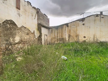 Moradia T0 para Venda em Corval