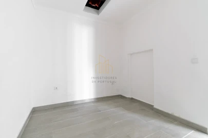 Moradia T2 para Venda em Santiago Maior