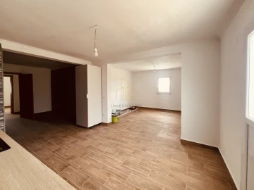 Moradia T3 para Venda em Santiago Maior