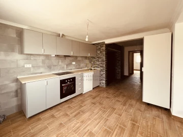 Moradia T3 para Venda em Santiago Maior