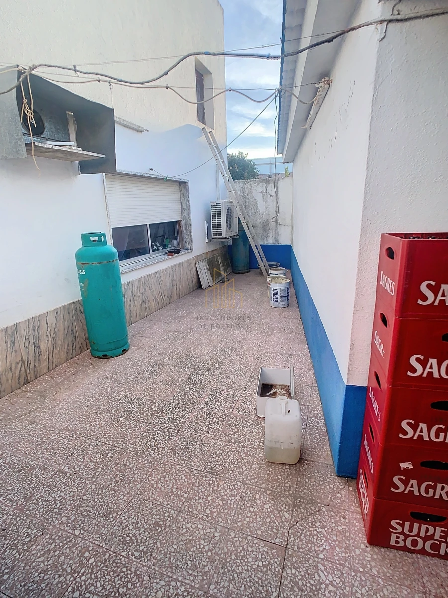 Negócio para Venda em Bencatel Foto 11