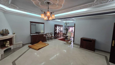 Prédio para Venda em Camarate, Unhos e Apelação