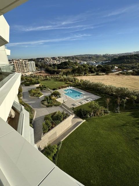 Apartamento T5 para Venda em Pontinha e Famões