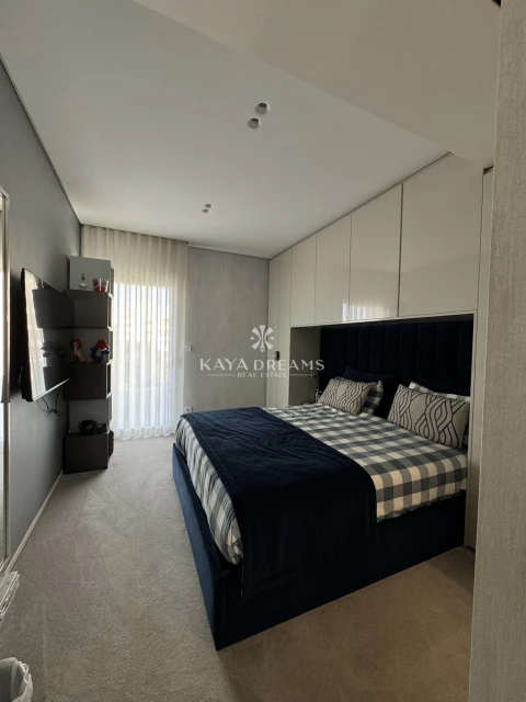 Apartamento T5 para Venda em Pontinha e Famões