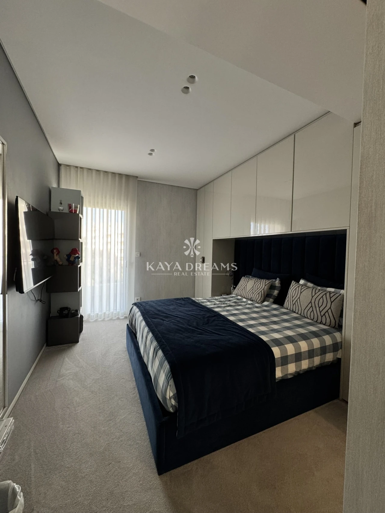 Apartamento T5 para Venda em Pontinha e Famões Foto 17