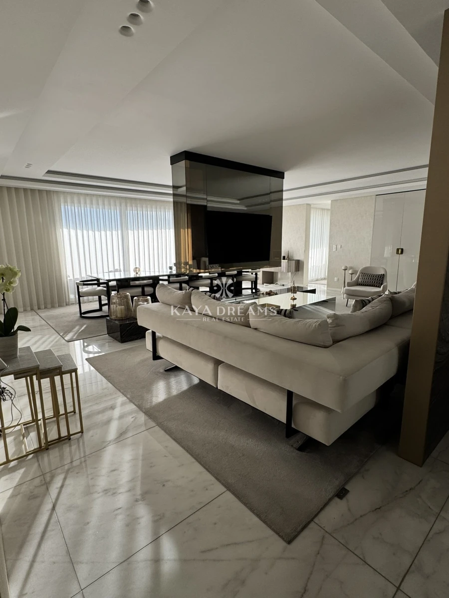 Apartamento T5 para Venda em Pontinha e Famões Foto 5