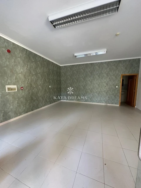 Loja para Venda em Ramada e Caneças