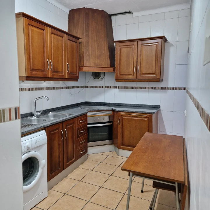 Apartamento T2 para Venda em Sé e São Lourenço Foto 15