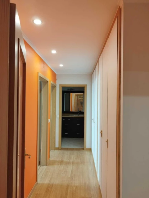 Apartamento T2 para Venda em Sé e São Lourenço