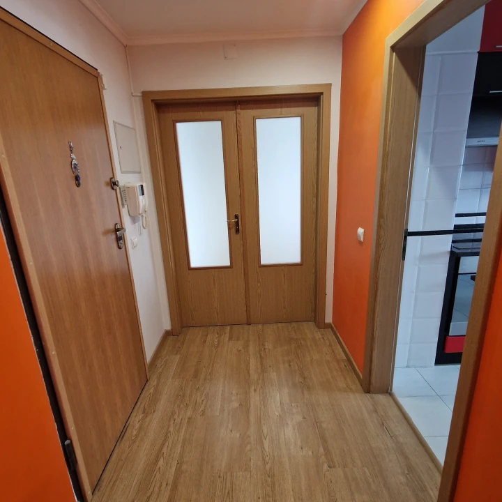 Apartamento T2 para Venda em Sé e São Lourenço Foto 5