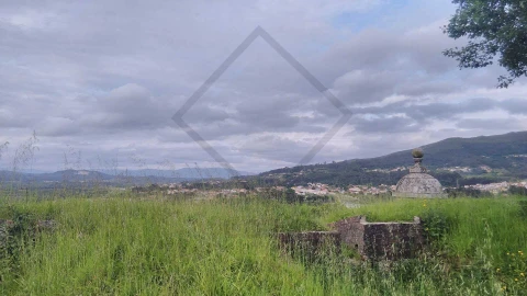 Terreno para Venda em Aguiar de Sousa