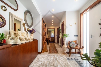 Moradia T4 para Venda em Modivas