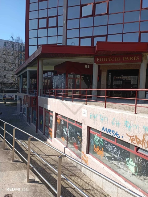 Loja para Venda em Cidade da Maia