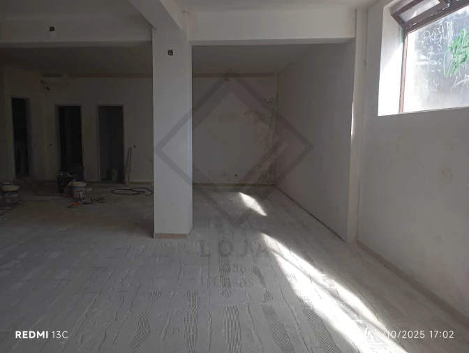 Loja para Venda em Cidade da Maia Foto 6