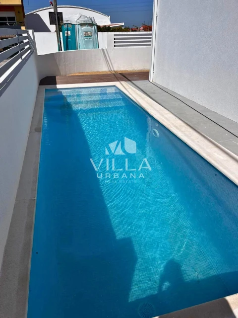 Moradia T4 para Venda em Amora