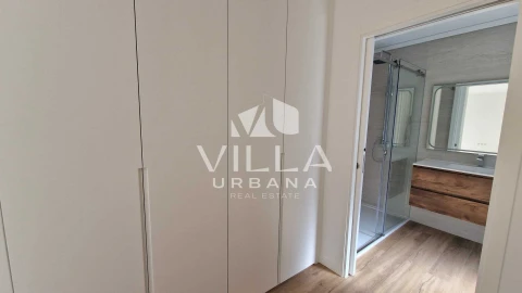 Moradia T4 para Venda em Charneca de Caparica e Sobreda