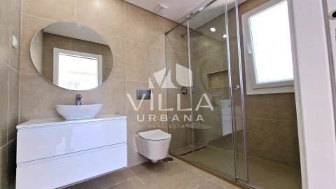 Moradia T4 para Venda em Fernao Ferro