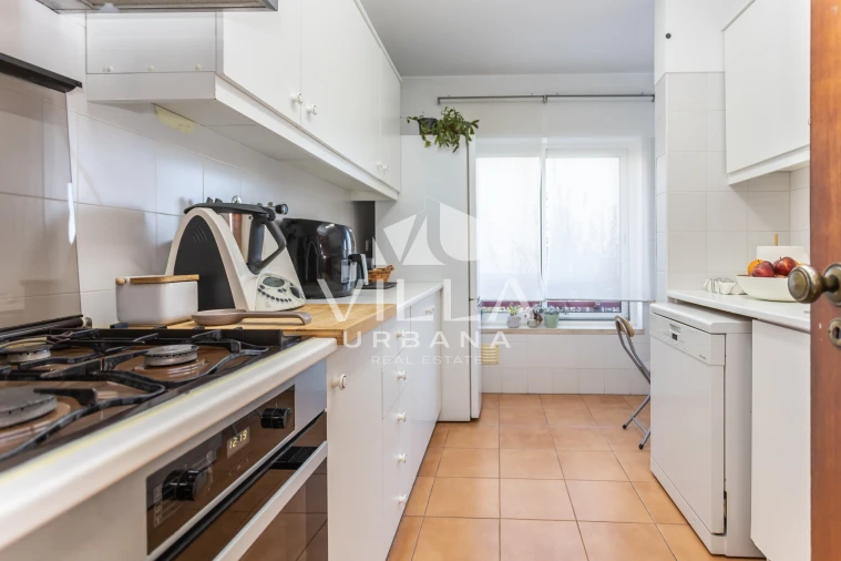 Apartamento T3 para Venda em Caparica e Trafaria Foto 7