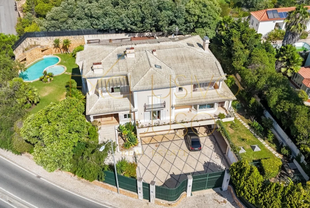 Moradia T7 para Venda em Cascais e Estoril Foto 1