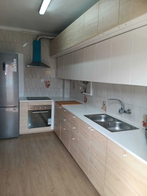 Apartamento T3 para Venda em Laranjeiro e Feijó