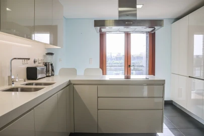 Apartamento T3 para Venda em Sacavém e Prior Velho