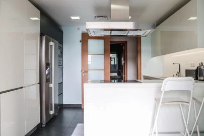 Apartamento T3 para Venda em Sacavém e Prior Velho