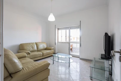 Apartamento T2 para Venda em Rio de Mouro