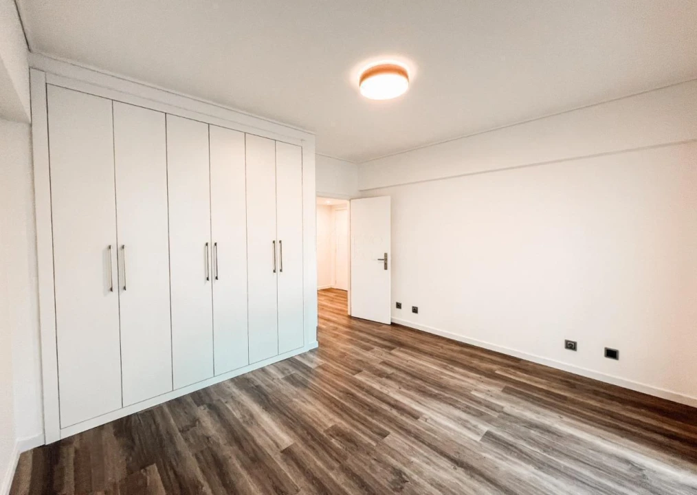 Apartamento T2 para Venda em Cascais e Estoril Foto 2