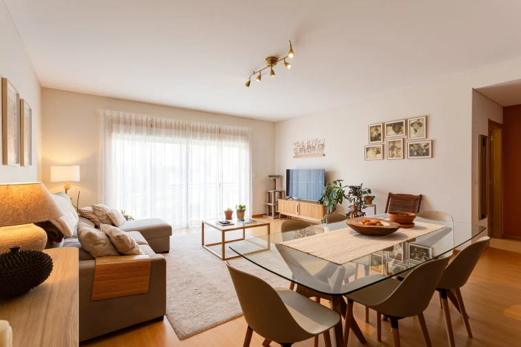 Apartamento T3 para Venda em Algueirão-Mem Martins Foto 3
