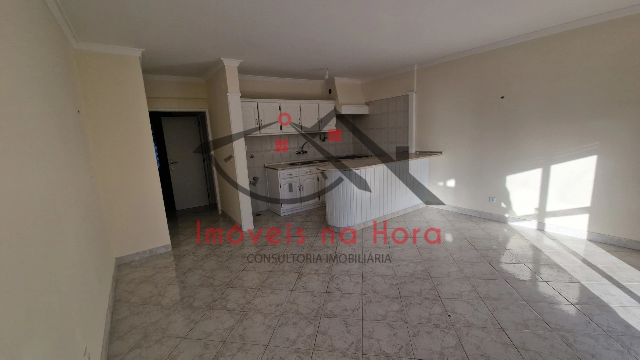 Apartamento T1 para Venda em São João das Lampas e Terrugem Foto 7