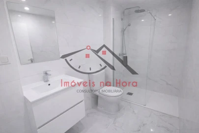 Apartamento T3 para Venda em Falagueira-Venda Nova