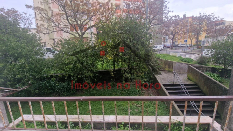 Apartamento T3 para Venda em Falagueira-Venda Nova Foto 9