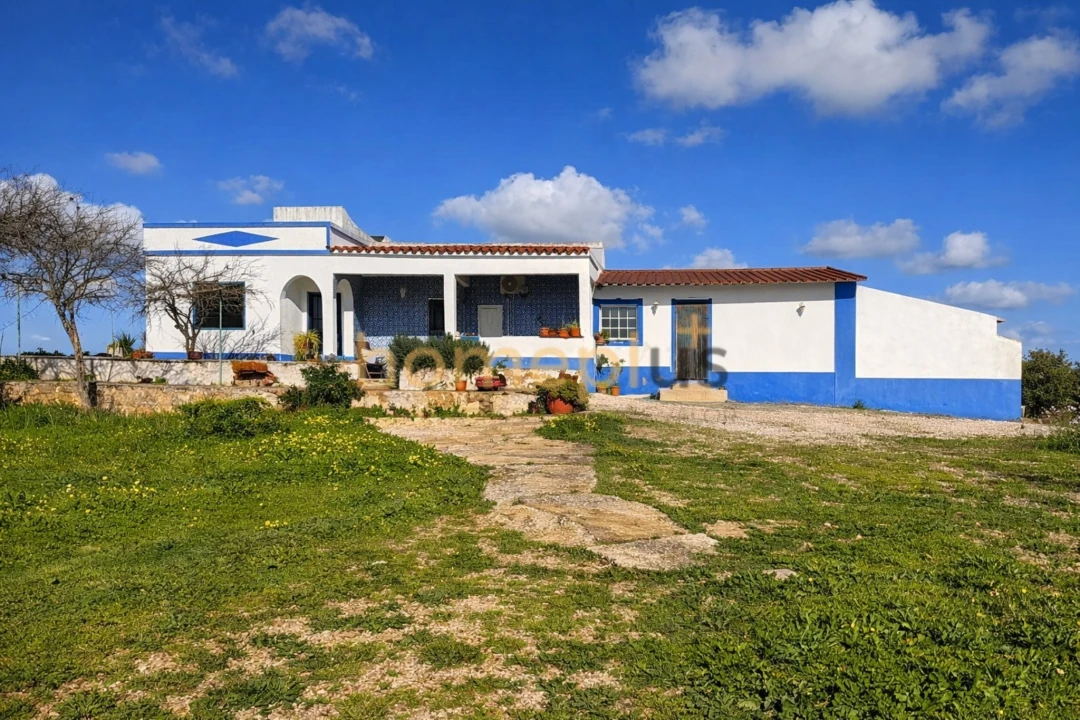 Quinta T3 para Venda em Quelfes Foto 1