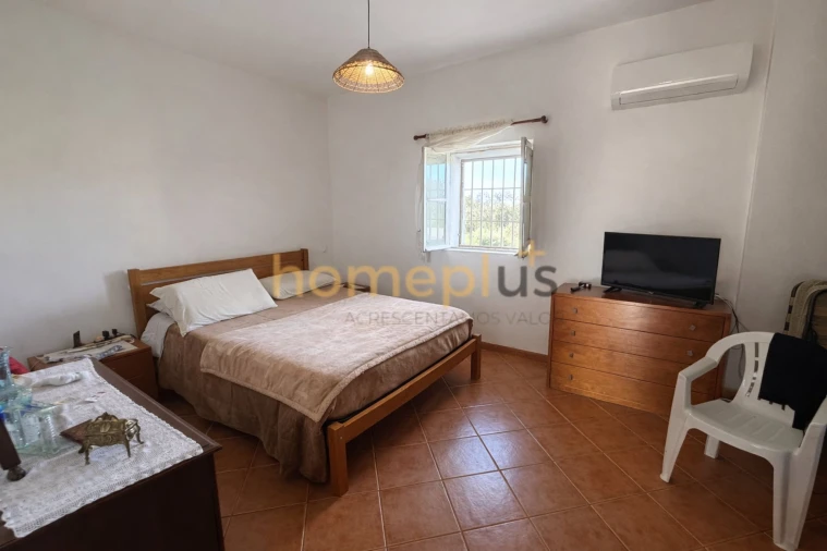 Quinta T3 para Venda em Quelfes Foto 10