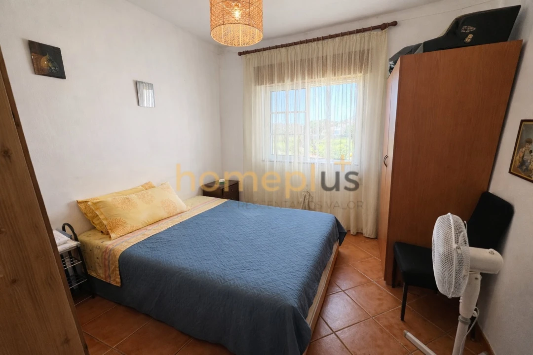Quinta T3 para Venda em Quelfes Foto 9